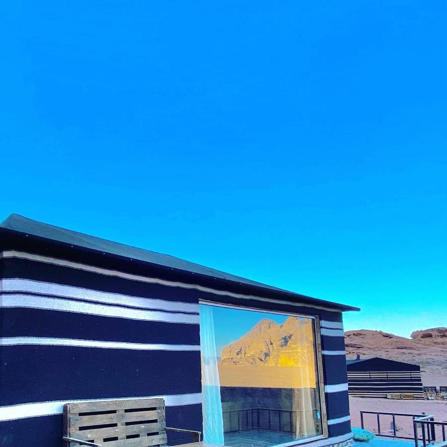 Rum Stardust Luxury Camp 와디럼 외부 사진