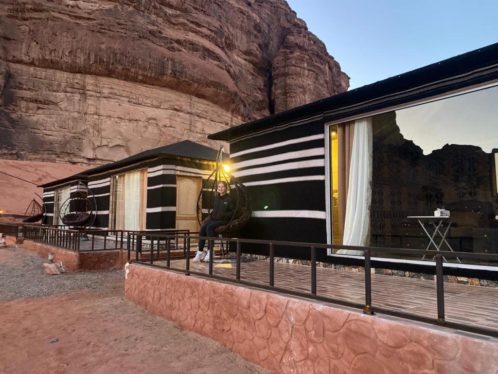 Rum Stardust Luxury Camp 와디럼 외부 사진